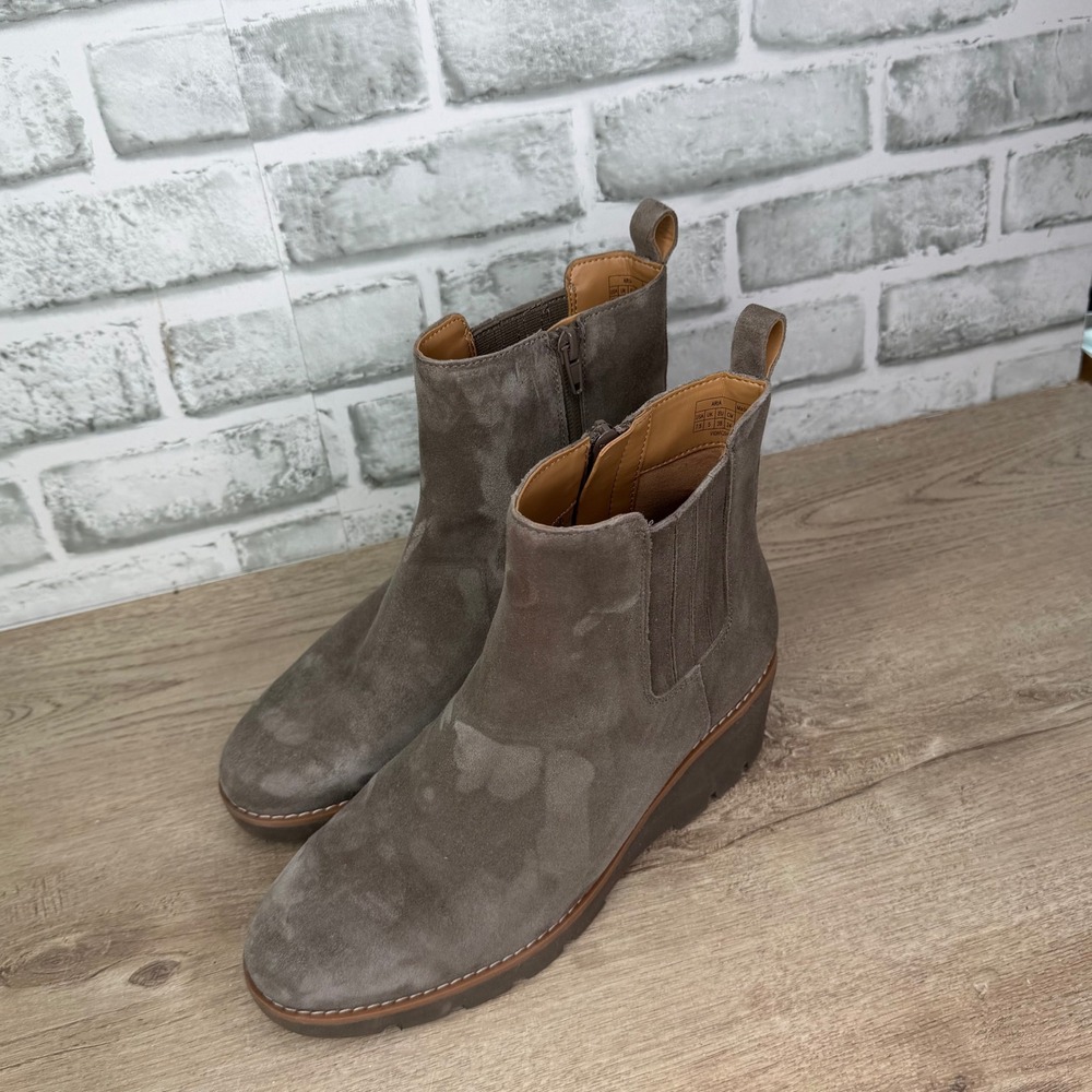 Vionic Aria Water Repellent Suede Wedge Ankle Boots Grey 7.5